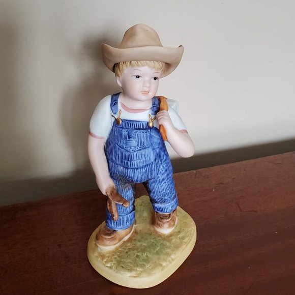 Vintage Boy Figurine, 1980s Porcelain Homco Denim Days children figurines Danny - Picture 3 of 8
